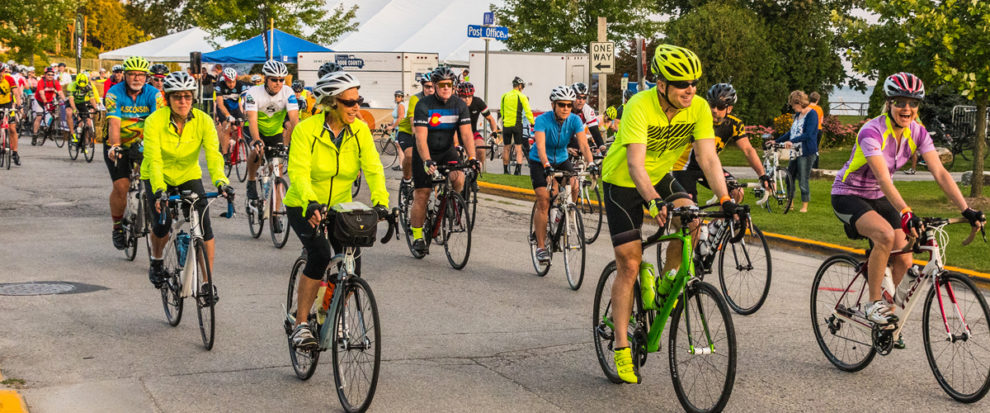 Cyclists-Rolling-Out-2